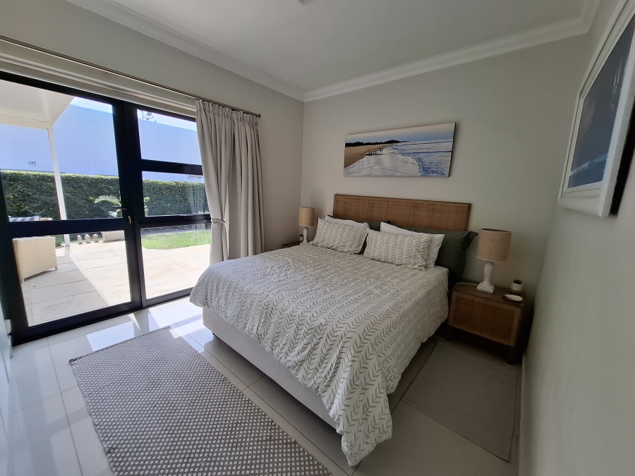 To Let 4 Bedroom Property for Rent in Bloubergstrand Western Cape